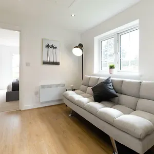 Sea Breeze Apartment Poole