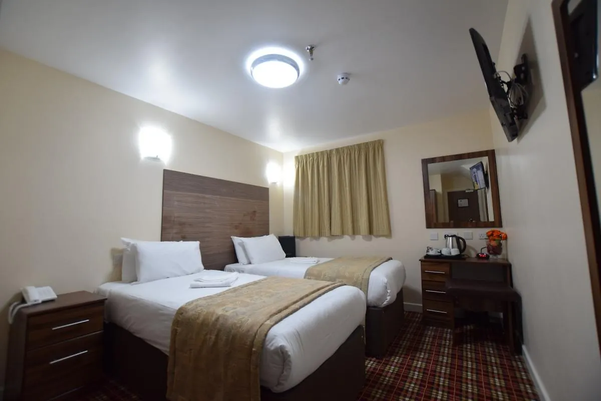 ***  Lucky 8 Hotel Ilford United Kingdom
