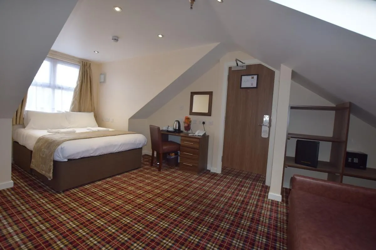 Lucky 8 Hotel Ilford